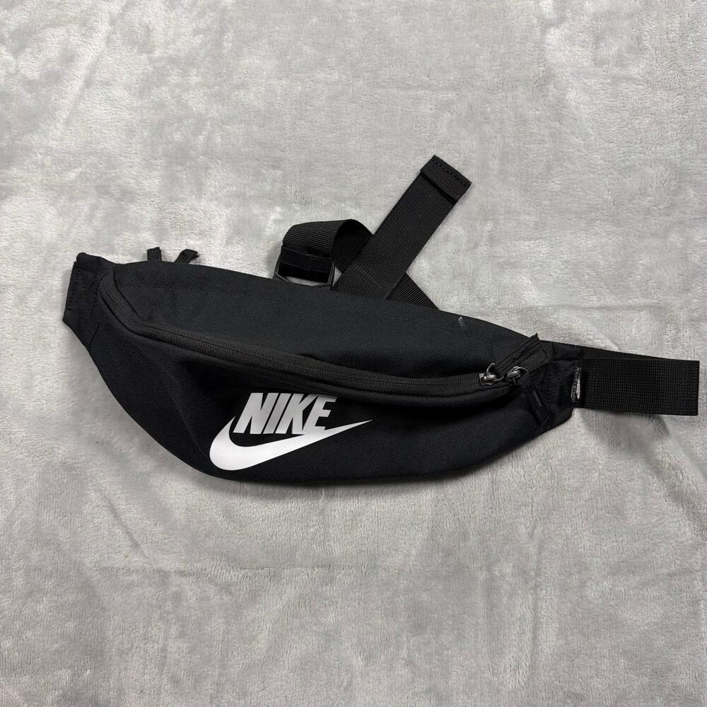 Nike Heritage Fanny Pack Black White Logo Waist Bag Hip Pack BA5750-010